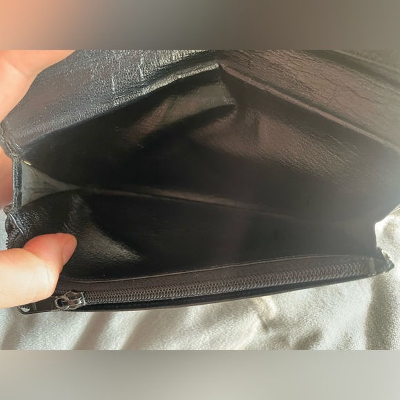 Chanel bifold wallet - Picture 6 of 13